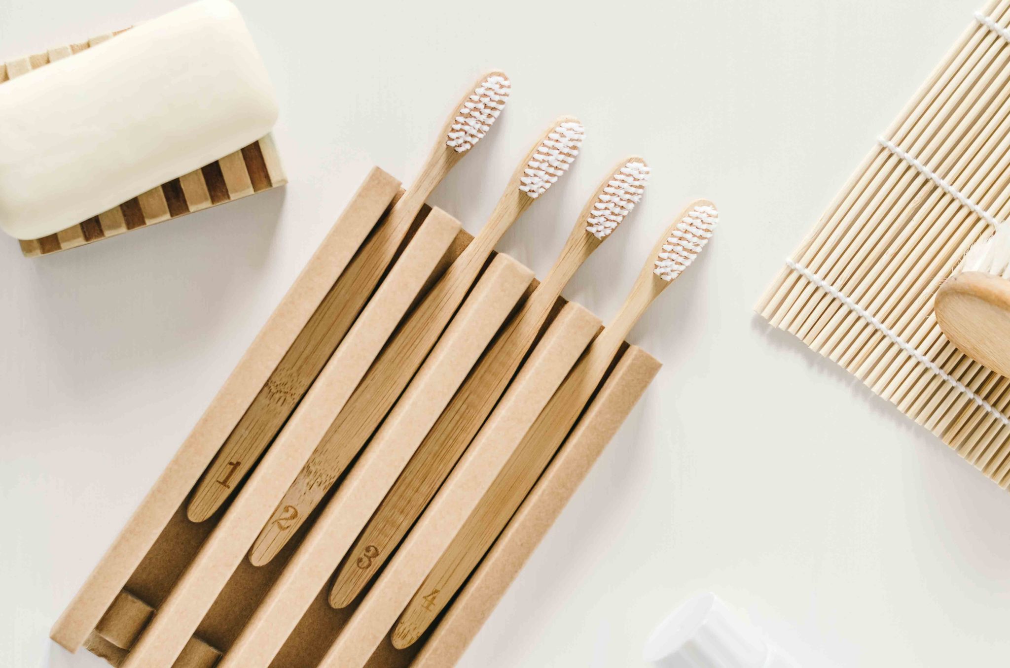 Bamboo vs. Plastic Why is bamboo better? Zero Waste